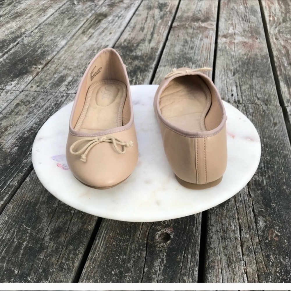 Used but Fair condition Ballet Flats